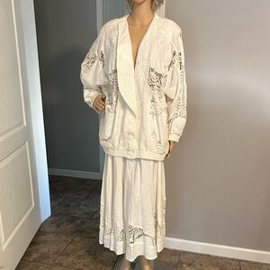 Lim’s Vintage Elegant Cream Crocheted Women's Jacket & Skirt Made in USA🇺🇸